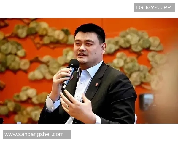 姚明与侏儒身高差异的深刻反思与社会影响探讨 姚明与侏儒身高差异的深刻反思与社会影响探讨