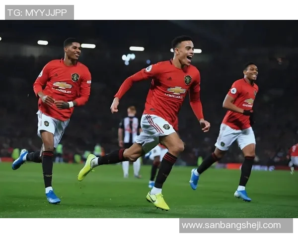 视频记录下足球明星逆境中被救助的感人瞬间